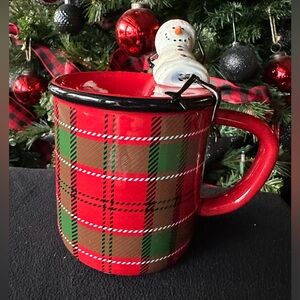 MELT MY HEART Scentsy warmer looks like a marshmallow snowman lounging in a mug